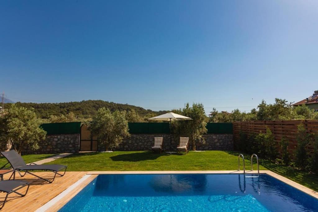 Villa Zeytin Havuzlu Jakuzili Fethiye Exterior foto