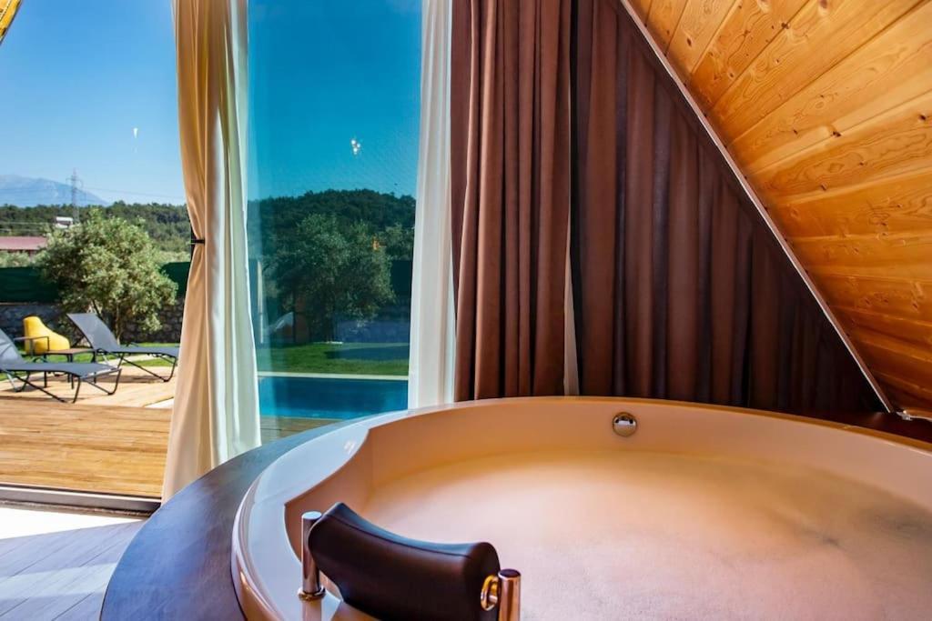 Villa Zeytin Havuzlu Jakuzili Fethiye Exterior foto